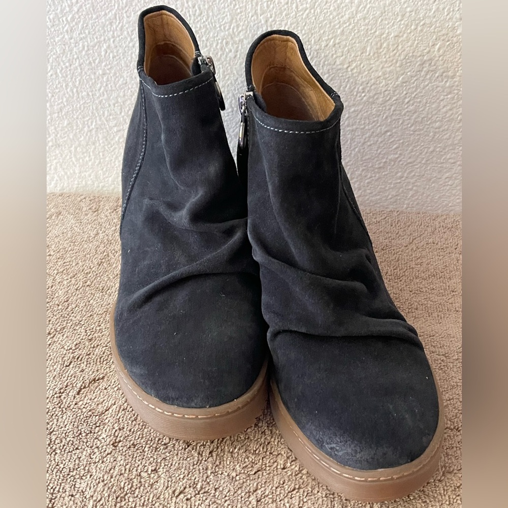 Sofft Wedge Bootie Black Size 10